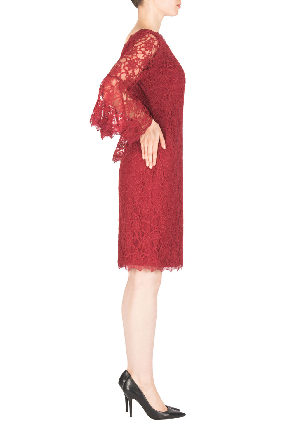 joseph ribkoff burgundy dress Did someone say Joseph Ribkoff? This absolutely stunning burgundy dress is perfect for any occasion this season #couplescoleraine #josephribkoff