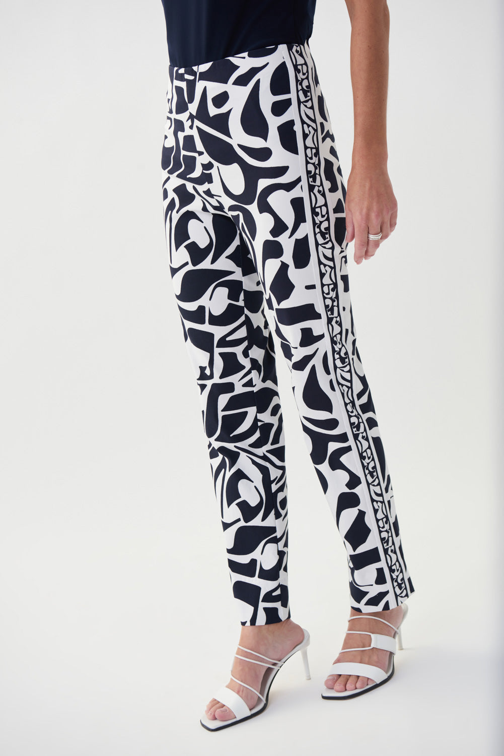 Joseph Ribkoff Vanilla/Midnight Blue Abstract Print Cropped Pants Style 222011-main