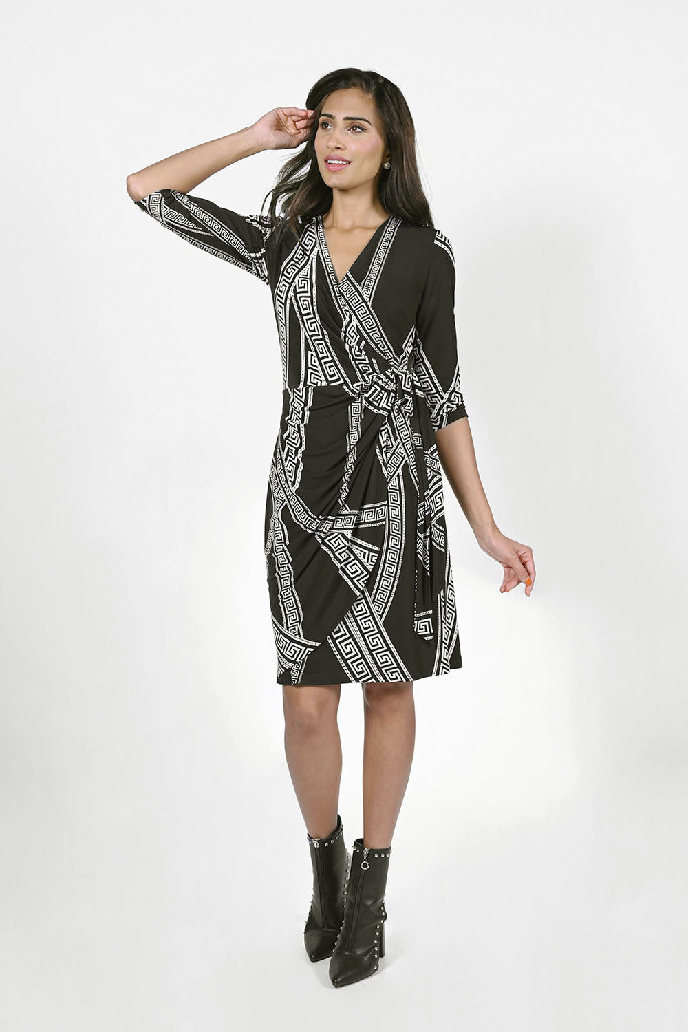 Frank Lyman Black/Vanilla Knit Wrap Dress Style 223270