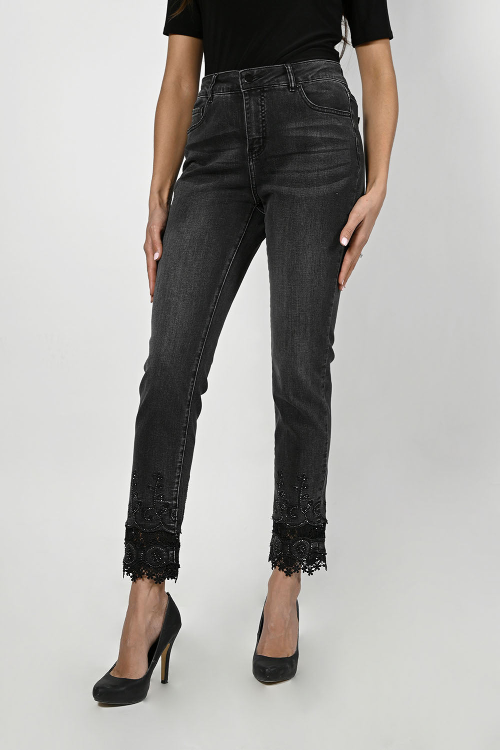 Frank Lyman Black Denim Pants Style 223427U