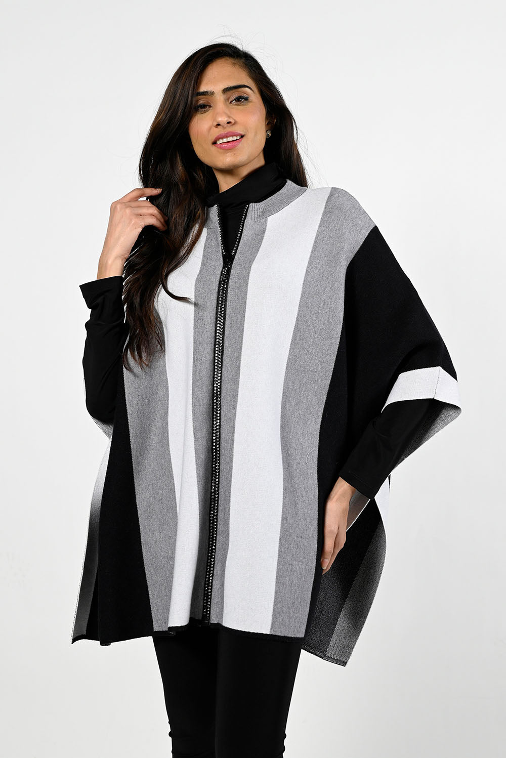 Frank Lyman Black/Grey Poncho Style 224521U