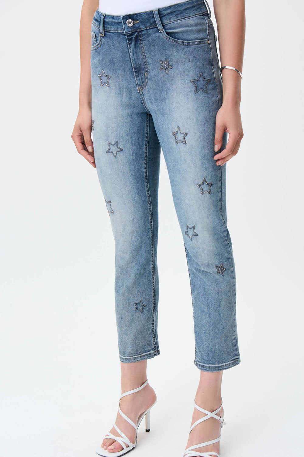 Joseph Ribkoff Vintage Blue Embroidered Cropped Jeans Style 231917