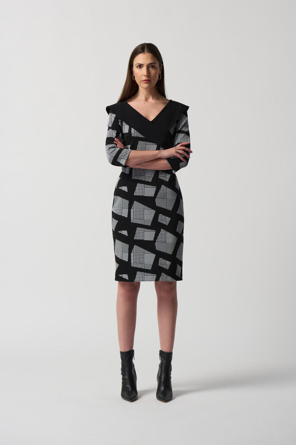 Joseph Ribkoff Black/White Houndstooth Sheath Dress Style 233295