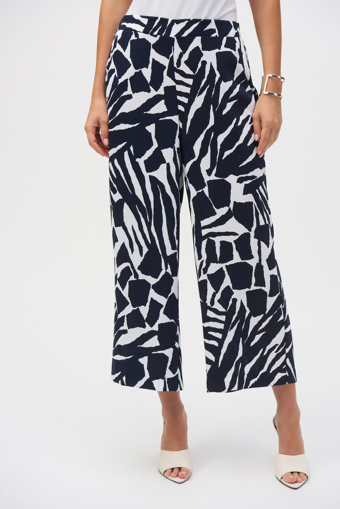 Joseph Ribkoff Vanilla/Midnight Blue Abstract Print Pull-On Culotte Pants Style 252145