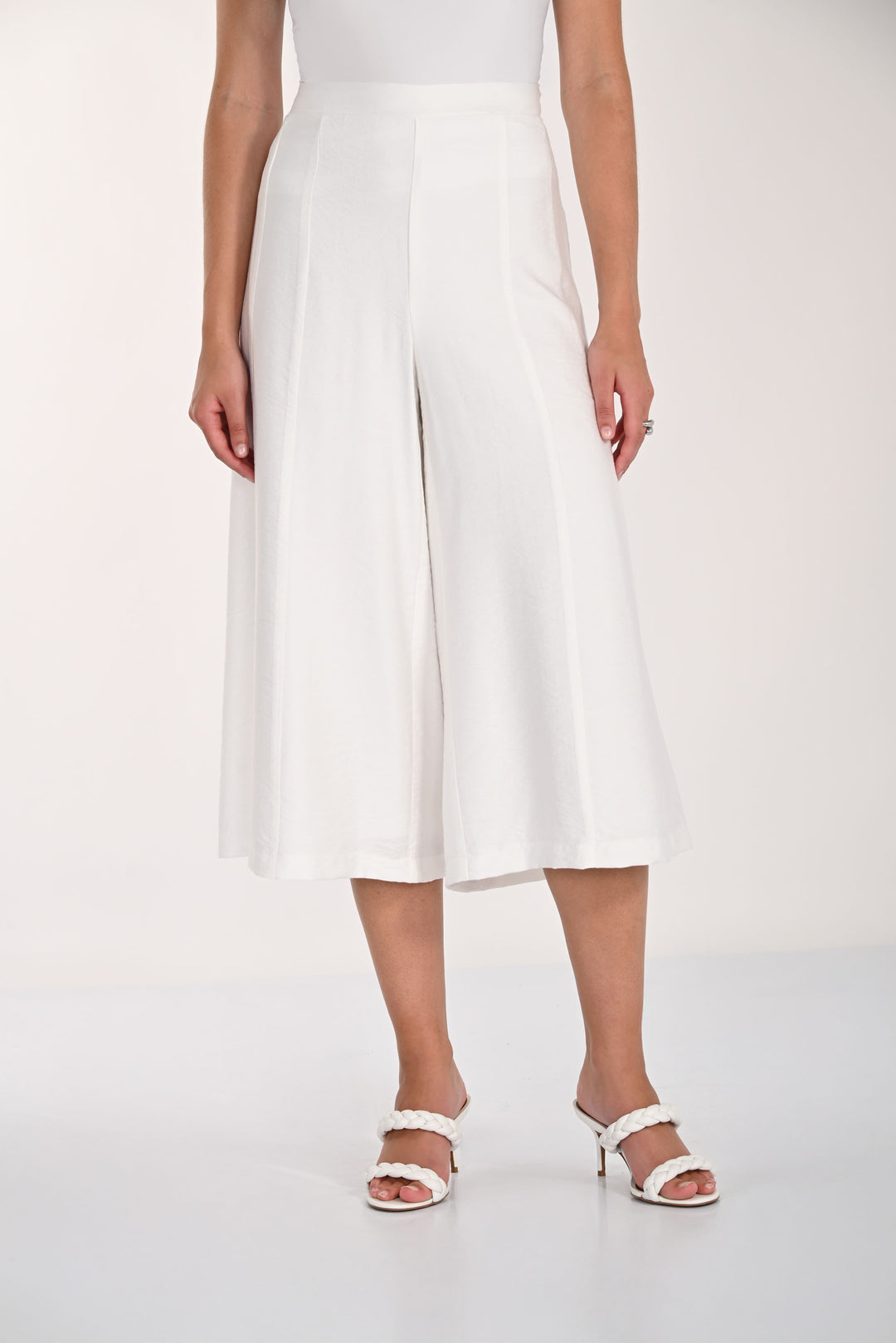 Frank Lyman Relaxed Drawstring Palazzos Style 261113