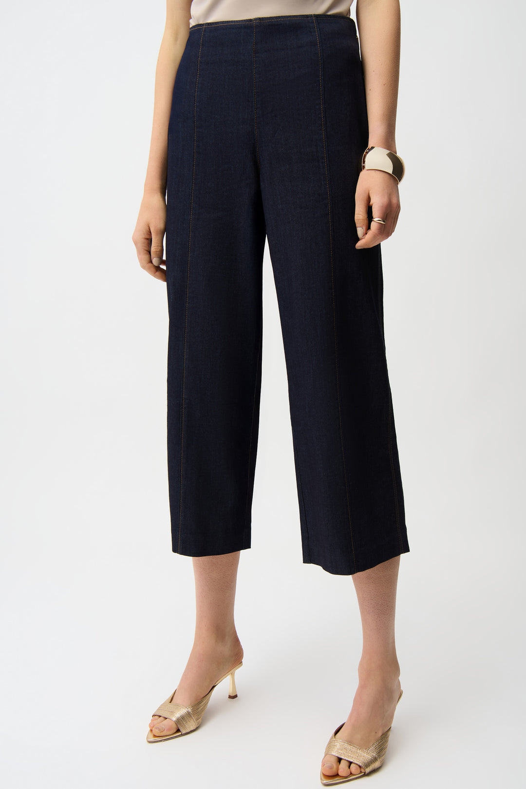 Joseph Ribkoff Culotte Jeans With Exposed Side Zipper Style 261955