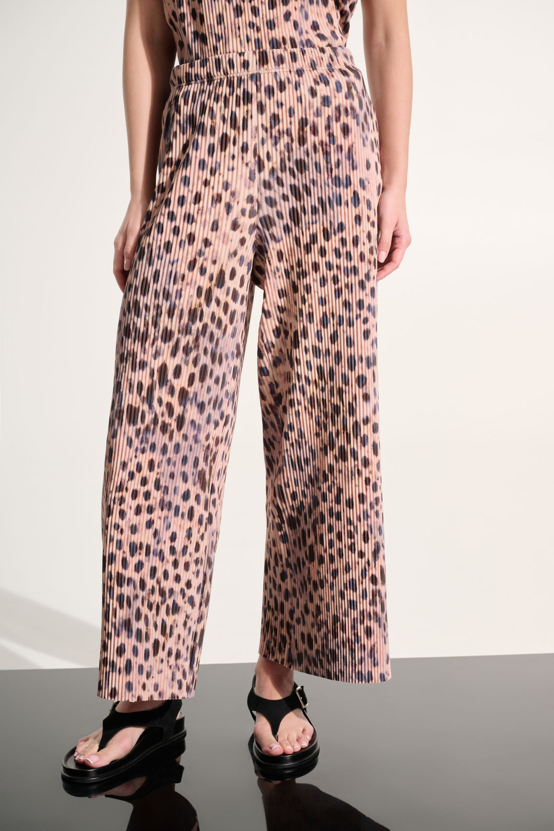 Joseph Ribkoff Pleated Animal Print Pull-On Wide Leg Pants Style 262619