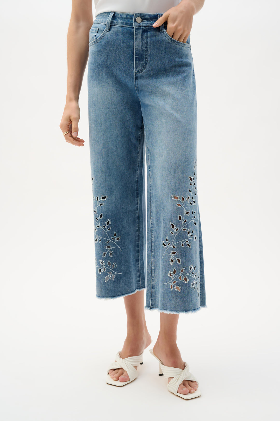 Joseph Ribkoff Wide Leg Crop Jeans With Embroidery Style 262915