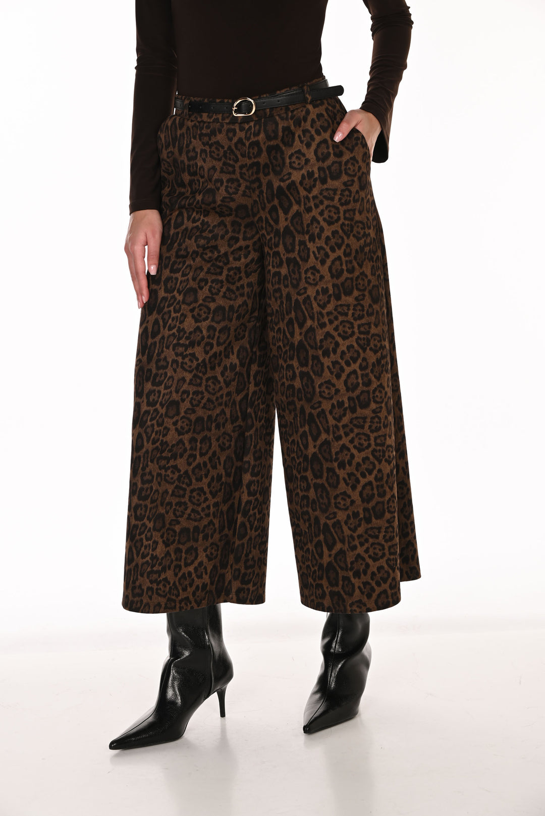 Frank Lyman Belted Animal-Print Wide-Leg Trousers Style 263188