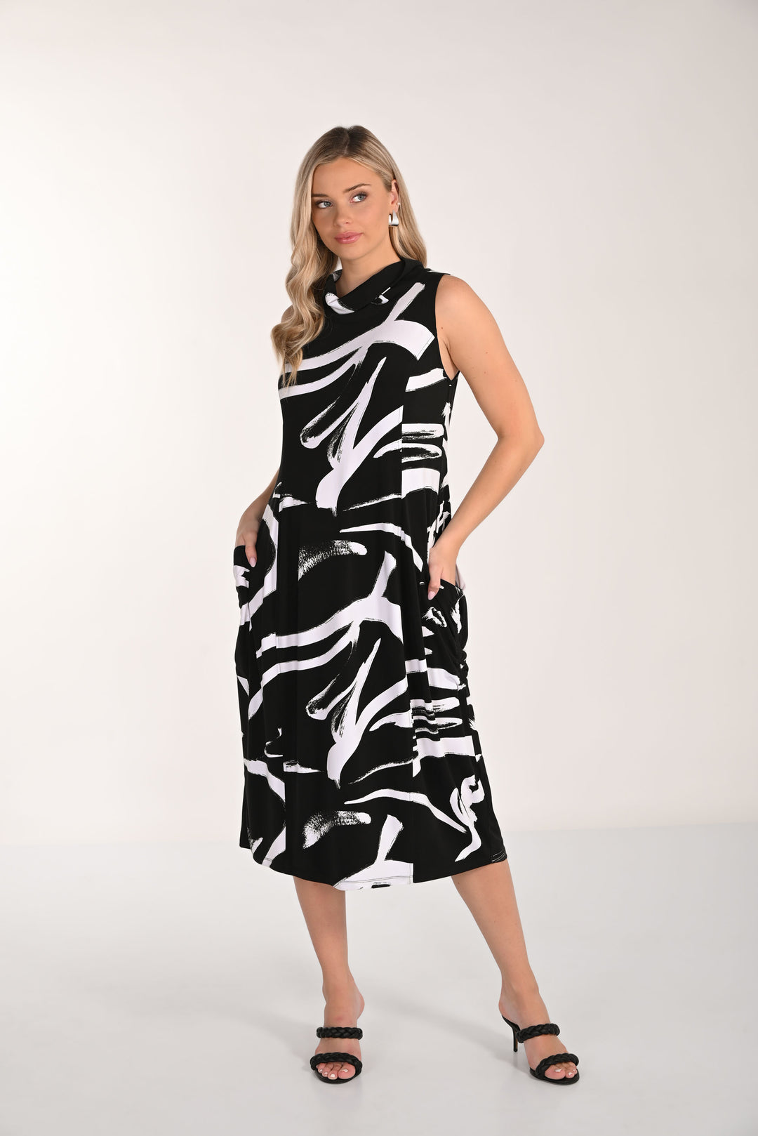 Frank Lyman Abstract Sleeveless Midi Dress Style 266240