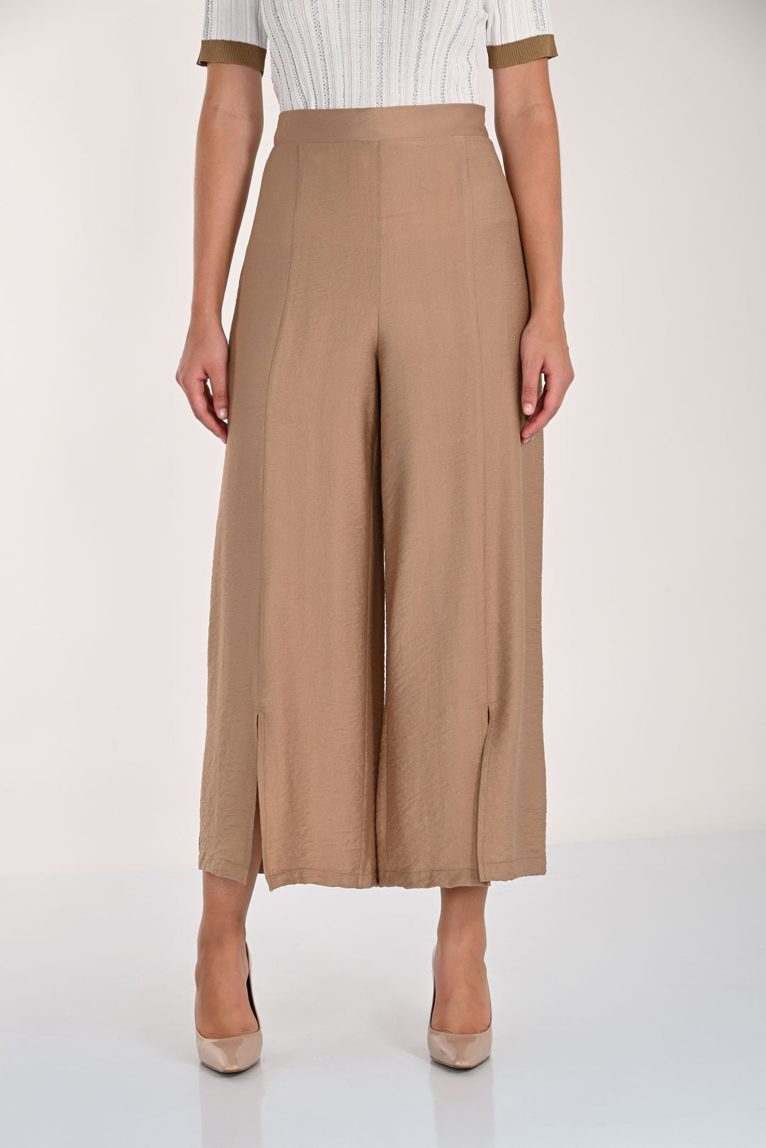 Frank Lyman Wide-leg Full-length Trousers Style 266371