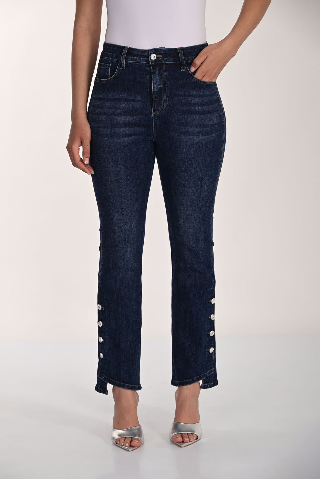 Frank Lyman High-waisted Slim Jeans Style 266508
