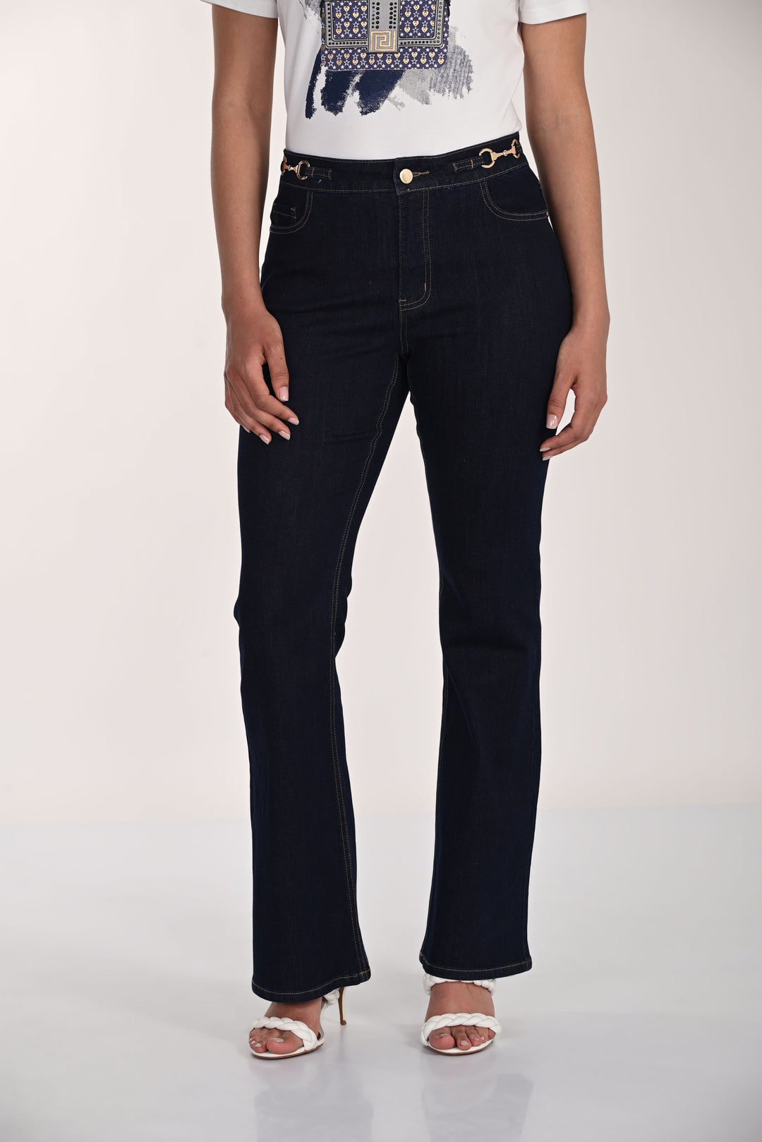 Frank Lyman Mid-rise Flare Jeans Style 266564