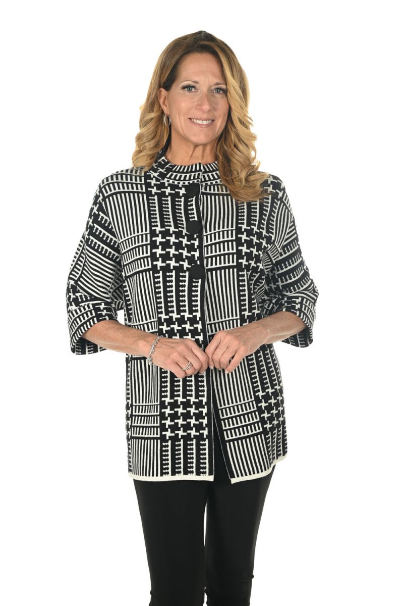 Frank Lyman Black/White Jacket Style 234107U