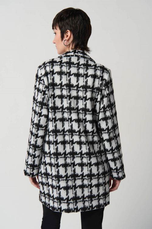 Joseph Ribkoff Off-White/Black Houndstooth Jacquard Knit Boxy Coat Style 234121